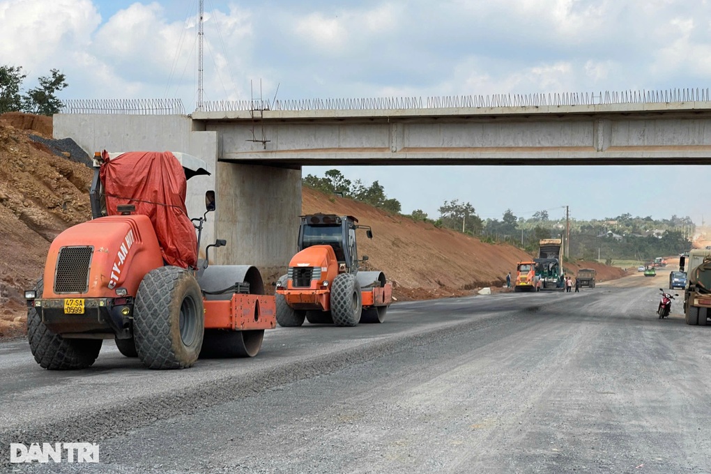Cao tốc Khánh Hòa - Buôn Ma Thuột xin được điều phối hơn 130.000m3 đá - 2 Cao tốc Khánh Hòa - Buôn Ma Thuột xin được điều phối hơn 130.000m3 đá - 2