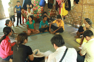 Bỏ học theo 'cò' đi làm chui