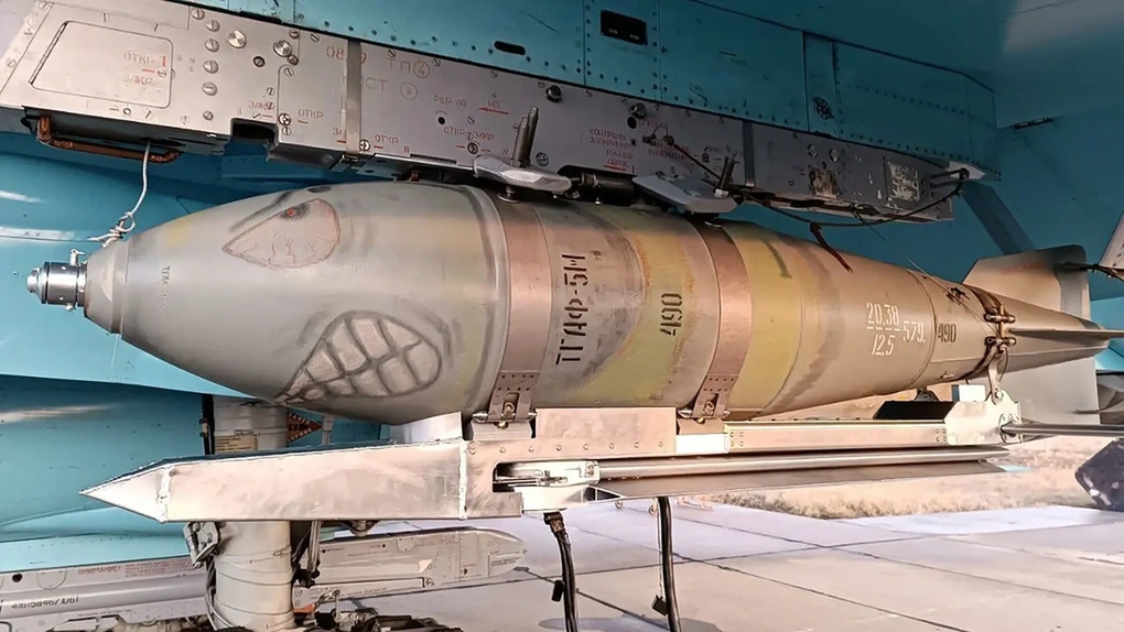 Nga dồn dập tấn công Ukraine bằng vũ khí đáng sợ nhất - 1 Nga dồn dập tấn công Ukraine bằng vũ khí đáng sợ nhất - 1