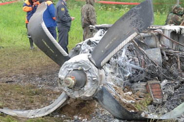 Máy bay trình diễn đâm nhau trên không, phi công thiệt mạng