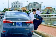 Chủ tịch Quảng Bình lên tiếng về đoàn xe biển xanh dừng trên cầu chụp ảnh