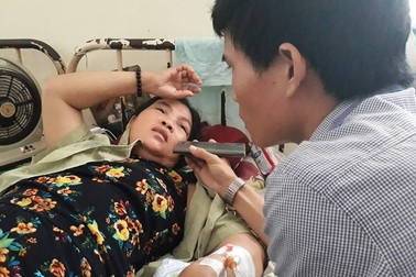 Thanh niên xông vào nhà đánh gia chủ nhập viện