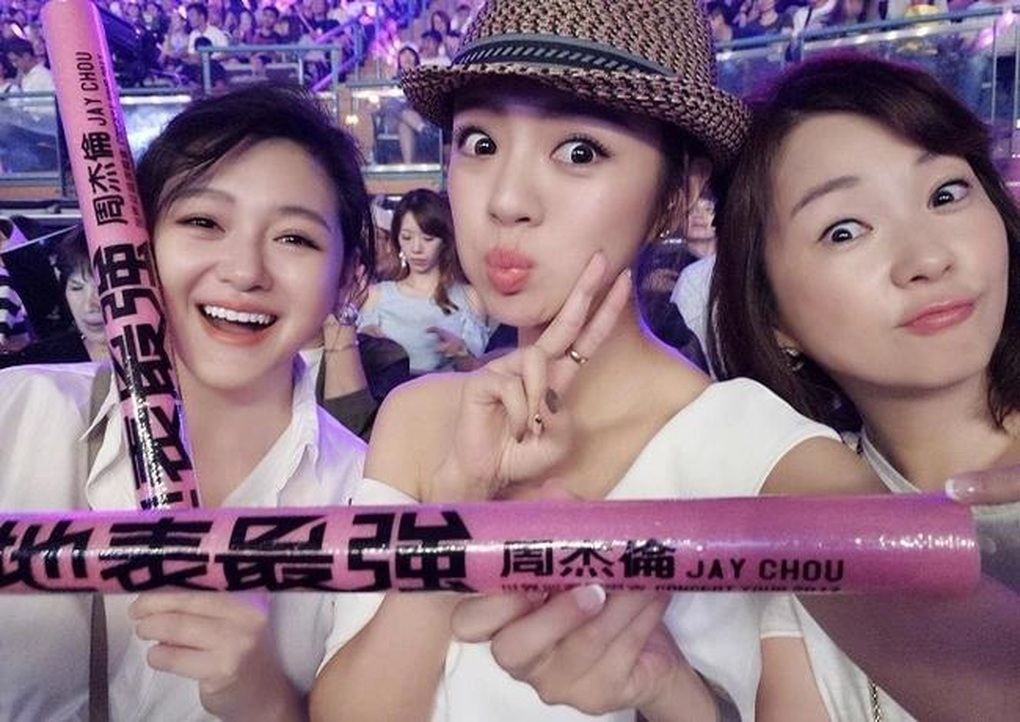 Bi kịch hôn nhân của hai mỹ nhân tài sắc xứ Đài lấy chồng đại gia - 1 Bi kịch hôn nhân của hai mỹ nhân tài sắc xứ Đài lấy chồng đại gia - 1