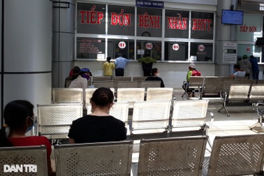 Cán bộ y tế sẵn sàng nghỉ việc vì lo ngại sai phạm trong đấu thầu