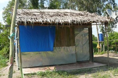 Mẹ vợ lãnh 11 nhát dao vì… dạy con rể bằng roi