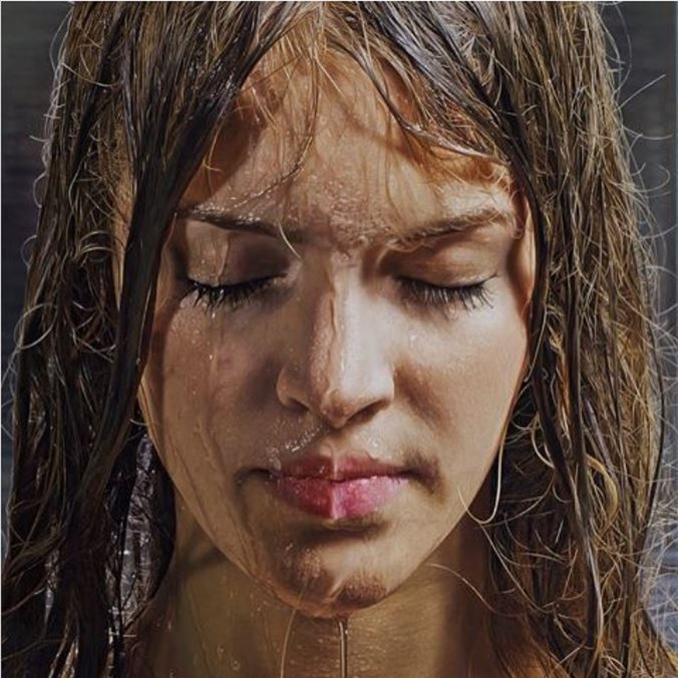 Kinh ngạc những bức tranh chân dung thiếu nữ thật hơn cả... ảnh thực - 7 Kinh ngạc những bức tranh chân dung thiếu nữ thật hơn cả... ảnh thực - 7