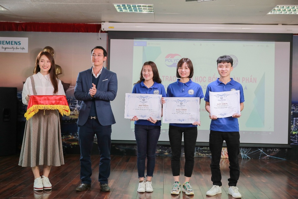 Nhận ngay học bổng toàn phần khi xét tuyển đại học 2021 với IELTS 6.5 trở lên - 1 Nhận ngay học bổng toàn phần khi xét tuyển đại học 2021 với IELTS 6.5 trở lên - 1