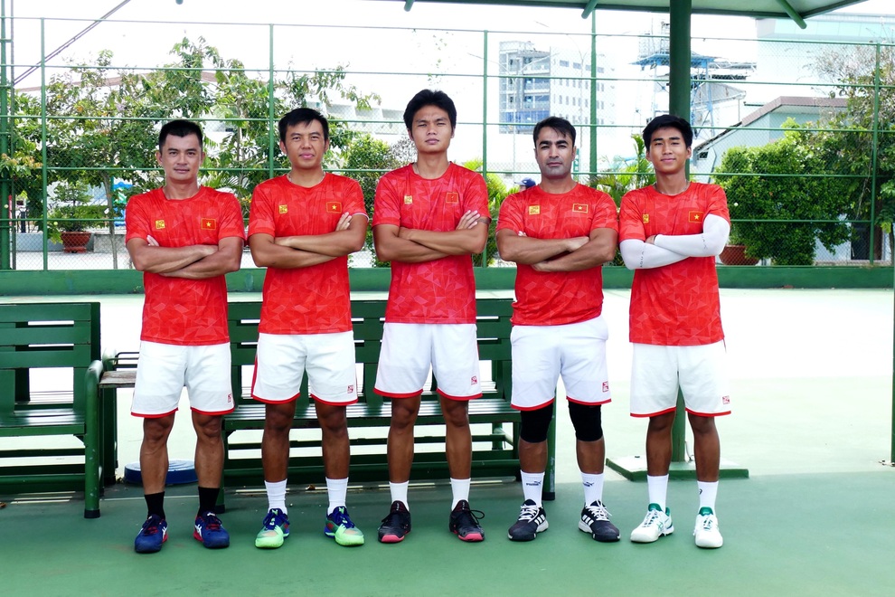Đội tuyển quần vợt nam Việt Nam thi đấu Davis Cup tại Jordan - 1 Đội tuyển quần vợt nam Việt Nam thi đấu Davis Cup tại Jordan - 1