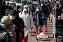 Chỉ trong 25 tuần, Covid-19 “thổi bay” thành tựu 25 năm của thế giới