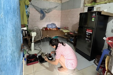 Ngán ngẩm nhà trọ như "lò thiêu", công nhân mơ mãi giấc mơ nhà ở xã hội
