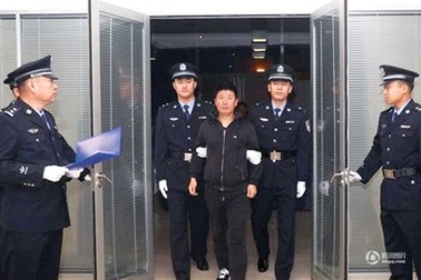 Quan tham Trung Quốc hết đường trốn ra nước ngoài