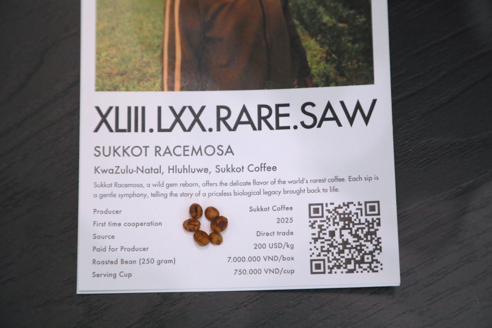 Quán “cà phê nhà giàu” trong ngõ ở Hà Nội, bán 750.000 đồng/ly - 4