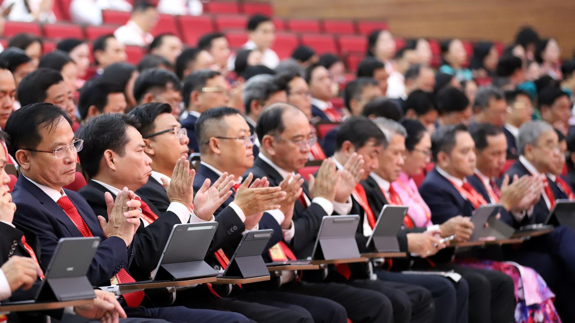 546 đại biểu dự phiên trù bị Đại hội Đảng bộ TPHCM lần thứ I - 8 546 đại biểu dự phiên trù bị Đại hội Đảng bộ TPHCM lần thứ I - 8