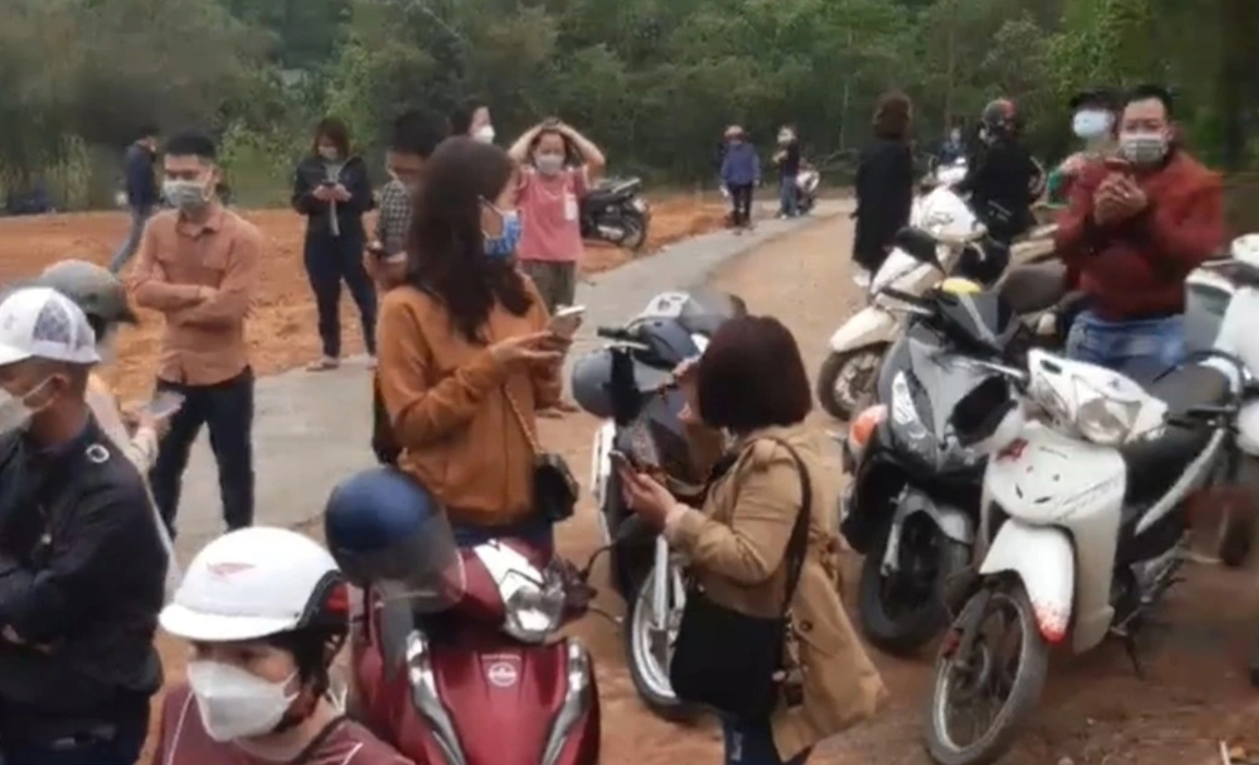 Khắp nơi nhốn nháo vì sốt đất, chuyên gia lên tiếng giải mã - 2 Khắp nơi nhốn nháo vì sốt đất, chuyên gia lên tiếng giải mã - 2