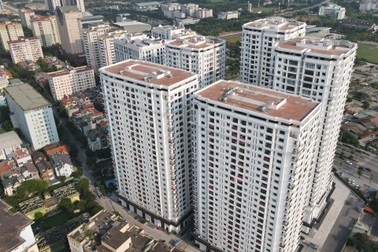 Đất nền "đóng băng", căn hộ chung cư được đà bán giá cao