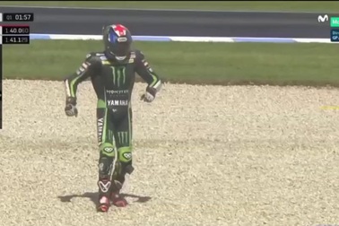 Marquez phải về đích bằng cứu hộ