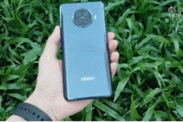 Oppo ra mắt smartphone hỗ trợ sạc không dây đầu tiên Ace2