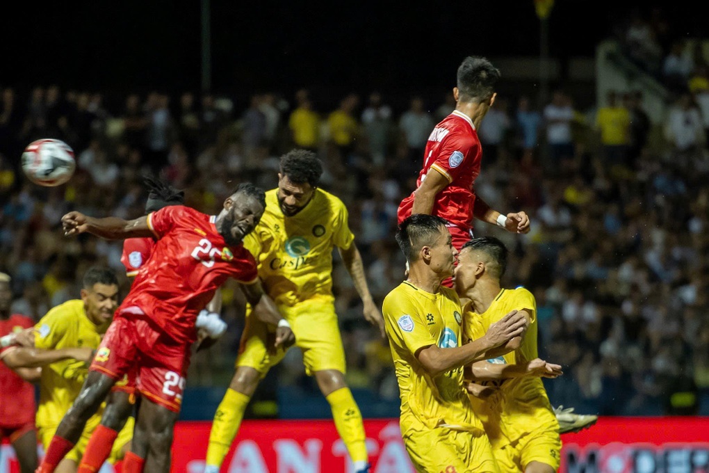 CLB Thanh Hóa thắng ngược Shan United tại giải Đông Nam Á - 3 CLB Thanh Hóa thắng ngược Shan United tại giải Đông Nam Á - 3