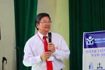 Thầy giáo viết thư xin lỗi SV khi nhiều lần dời lịch học do dịch Covid-19