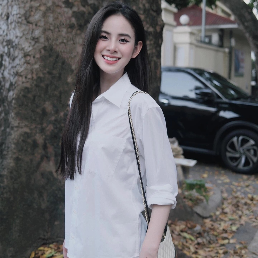 Hot girl Hà Nam có nụ cười triệu view, là bạn gái Nam vương Tuấn Ngọc - 2 Hot girl Hà Nam có nụ cười triệu view, là bạn gái Nam vương Tuấn Ngọc - 2