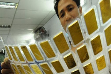 Giá vàng tăng vọt gần 1 triệu đồng/lượng