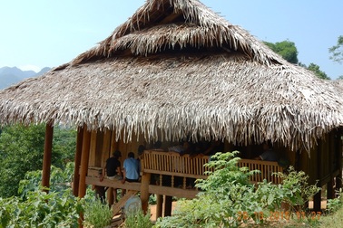 Làm rõ cái chết của nạn nhân bị cởi quần áo, nằm bên vệ đường