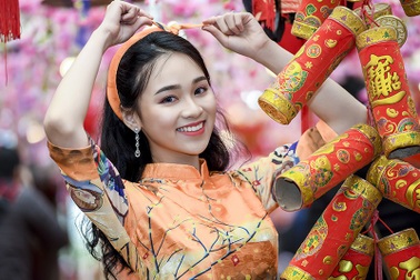 Ước mơ trở thành người mẫu, diễn viên của cô lớp trưởng xinh đẹp