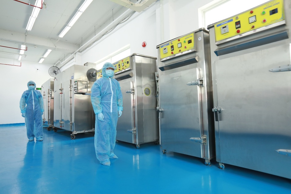 Vải kháng khuẩn công nghệ nano thiên nhiên “khắc tinh” của Covid-19 - 1 Vải kháng khuẩn công nghệ nano thiên nhiên “khắc tinh” của Covid-19 - 1