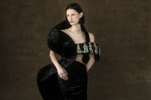 NTK Phan Đăng Hoàng mang điêu khắc Việt tới Tuần lễ thời trang Milan