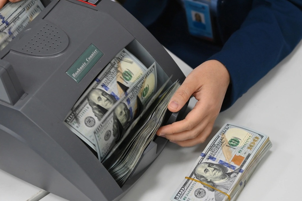 Giá USD lập kỷ lục mới, chuyên gia nói gì về áp lực tỷ giá? - 1 Giá USD lập kỷ lục mới, chuyên gia nói gì về áp lực tỷ giá? - 1