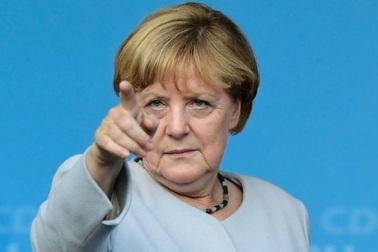 Thủ tướng Đức Angela Merkel sẽ tranh cử nhiệm kỳ 4