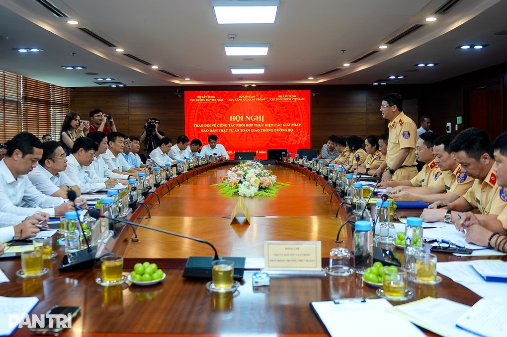 Nghiên cứu cấm xe tập lái đi ở làn số 1 trên cao tốc - 1 Nghiên cứu cấm xe tập lái đi ở làn số 1 trên cao tốc - 1