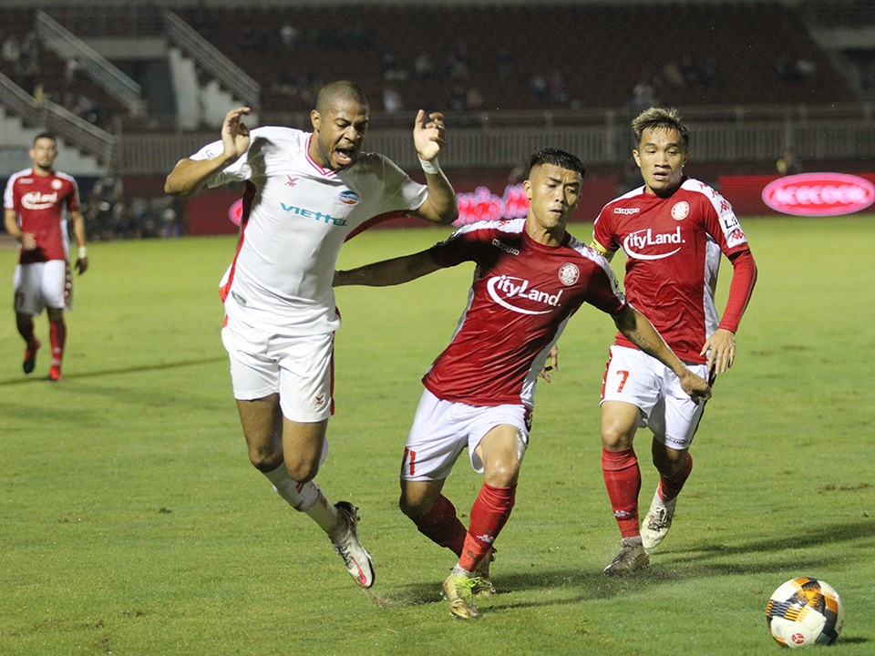 Đánh bại CLB TPHCM, CLB Viettel lên ngôi đầu bảng V-League - 6 Đánh bại CLB TPHCM, CLB Viettel lên ngôi đầu bảng V-League - 6
