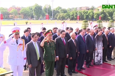 Lãnh đạo Đảng, Nhà nước viếng Lăng Bác