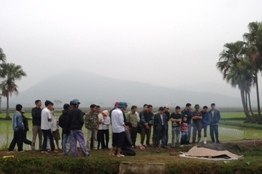 Phát hiện xác người đàn ông nổi trên sông