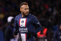 Neymar có động thái mới, khiến Man Utd khấp khởi mừng thầm