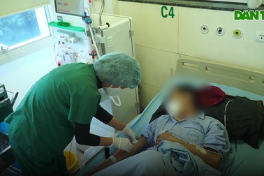 Bóng hồng trong phòng bệnh "thế kỷ"