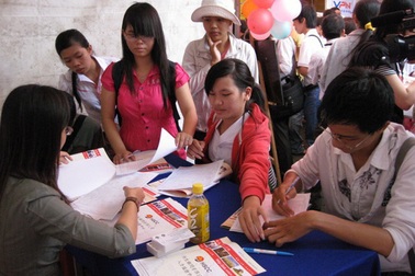 Về tạm dừng và tiếp tục hưởng trợ cấp thất nghiệp