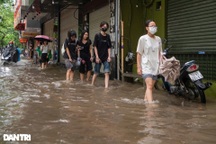 Nhiều nơi trên cả nước mưa to