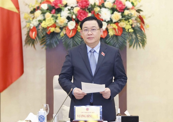 Chủ tịch Quốc hội Vương Đình Huệ chủ trì cuộc họp chuẩn bị cho cuộc chất vấn của UBTVQH