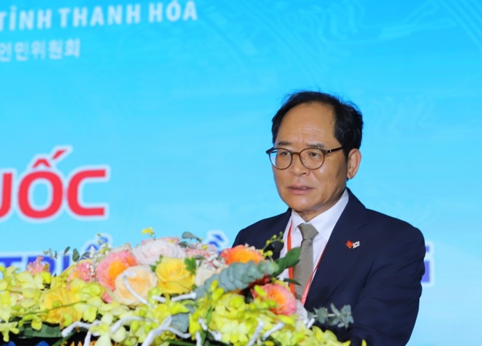 Ông Park Noh-wan, Đại sứ Hàn Quốc tại Việt Nam phát biểu tại hội nghị