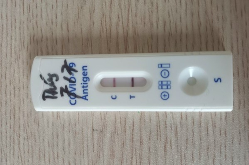 Né tiêm vaccine: Nhiều người hối hận khi bị Covid-19 vật như trời hành - 1 Né tiêm vaccine: Nhiều người hối hận khi bị Covid-19 vật như trời hành - 1
