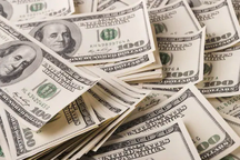 Ôm núi tiền mặt, tại sao công ty của Buffett không lao vào bắt đáy?