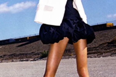 Erin Heatherton - "Chân dài" hấp dẫn kiểu Mỹ!