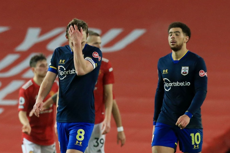 Man Utd chia 9 bàn thắng cho 9 cầu thủ của Southampton - 24 Man Utd chia 9 bàn thắng cho 9 cầu thủ của Southampton - 24