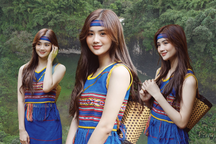 Cô gái Đắk Nông xinh đẹp hút hồn dân mạng là Á khôi Du lịch