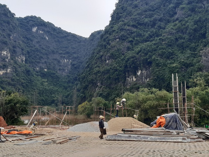 Ngắm những công trình xây dựng cổ kính ở vùng lõi di sản thiên nhiên thế giới Tràng An - Ảnh 7.