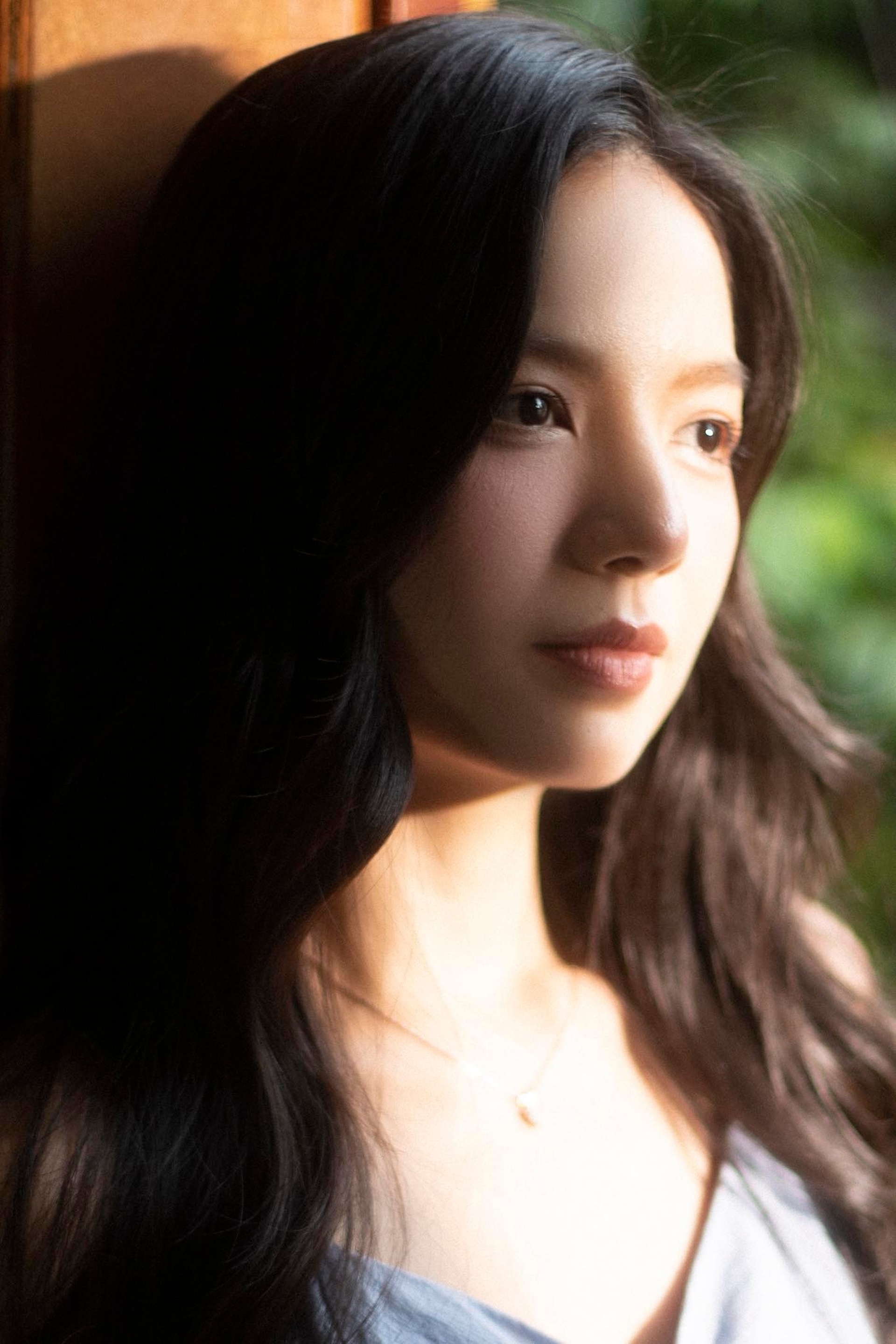 Bóng hồng duy nhất phim Mưa đỏ: Từng thi hoa hậu, đời thường gợi cảm - 6 Bóng hồng duy nhất phim Mưa đỏ: Từng thi hoa hậu, đời thường gợi cảm - 6