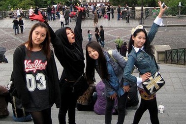 Wonder Girls “ngao du” nước Pháp