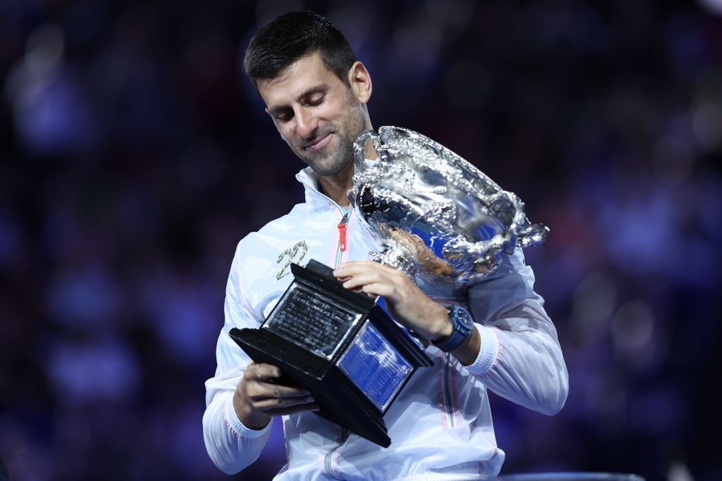 Đánh bại Tsitsipas, Djokovic lần thứ 10 vô địch Australian Open - 1 Đánh bại Tsitsipas, Djokovic lần thứ 10 vô địch Australian Open - 1